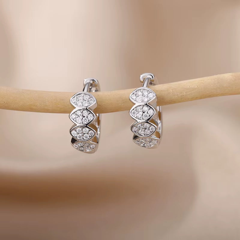 Circle Earrings for Women Vintage Punk Baroque Pearl Earrings Stainless Steel Ear Clip Women Jewelry Imitation Pearl Gift Mujer