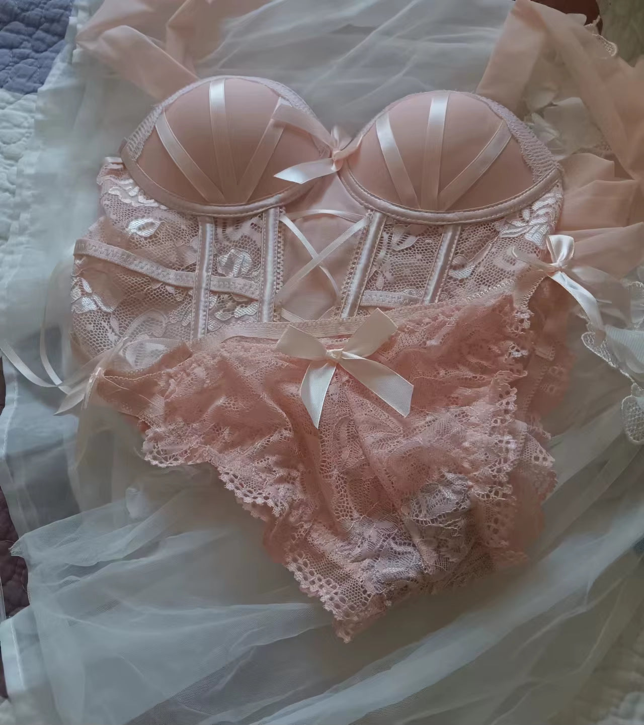 Sweet Sexy Ladies Bra Set Fishbone Corset Spicy Girl Lace Lingerie Strap Upholstery Gathered Type Thin Corset Women Bra Set